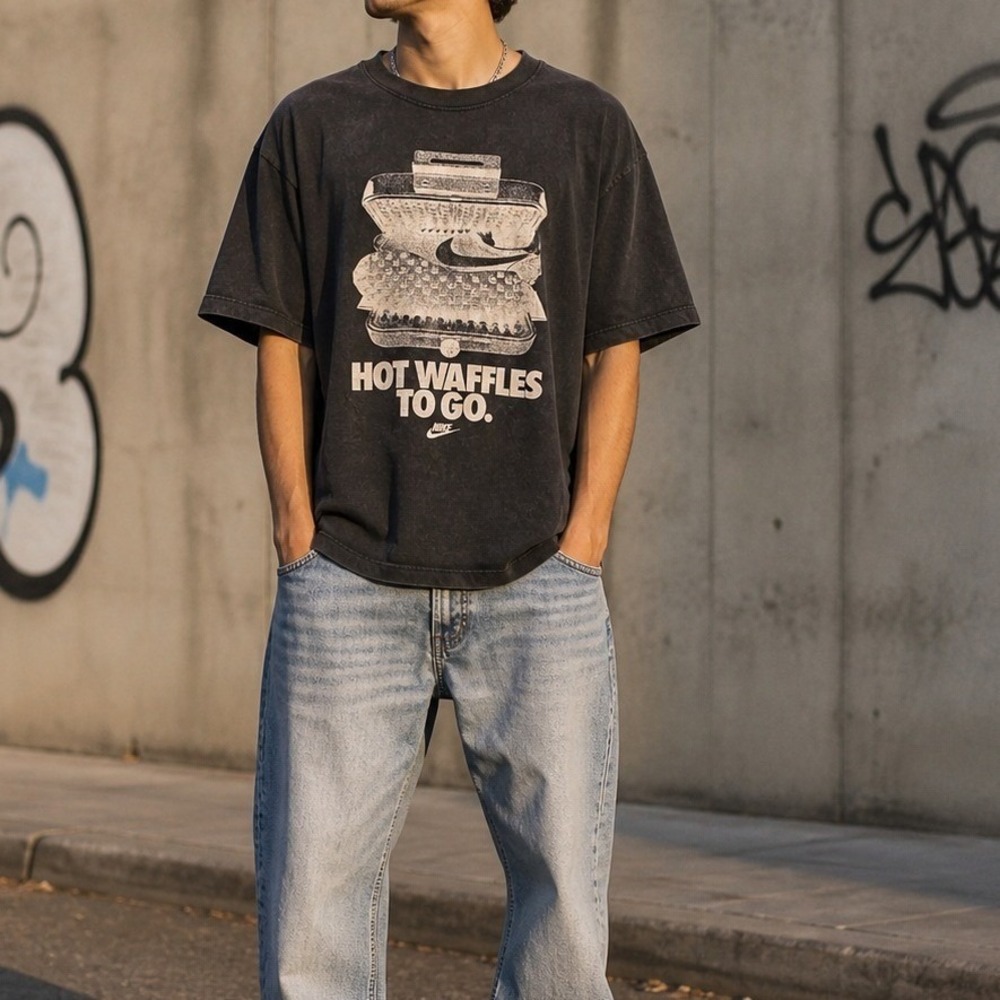 Nike Hot Waffles To Go Graphic T-Shirt Vintage Style Black Tee Size S NWT